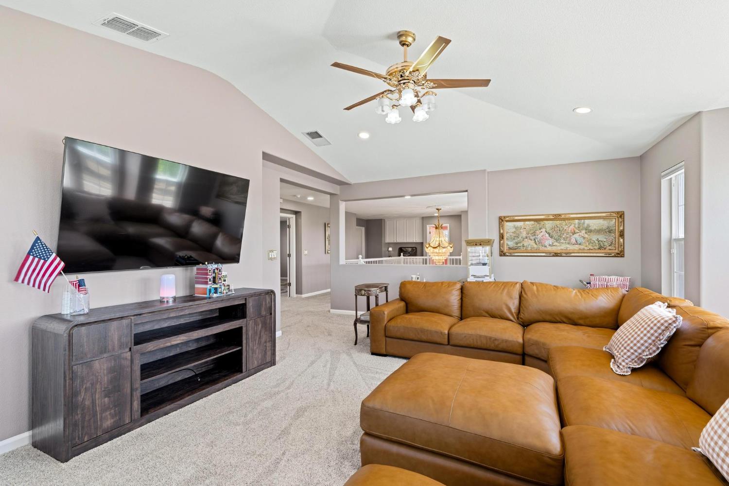 426 S Highland Ave, Ripon, CA 95366