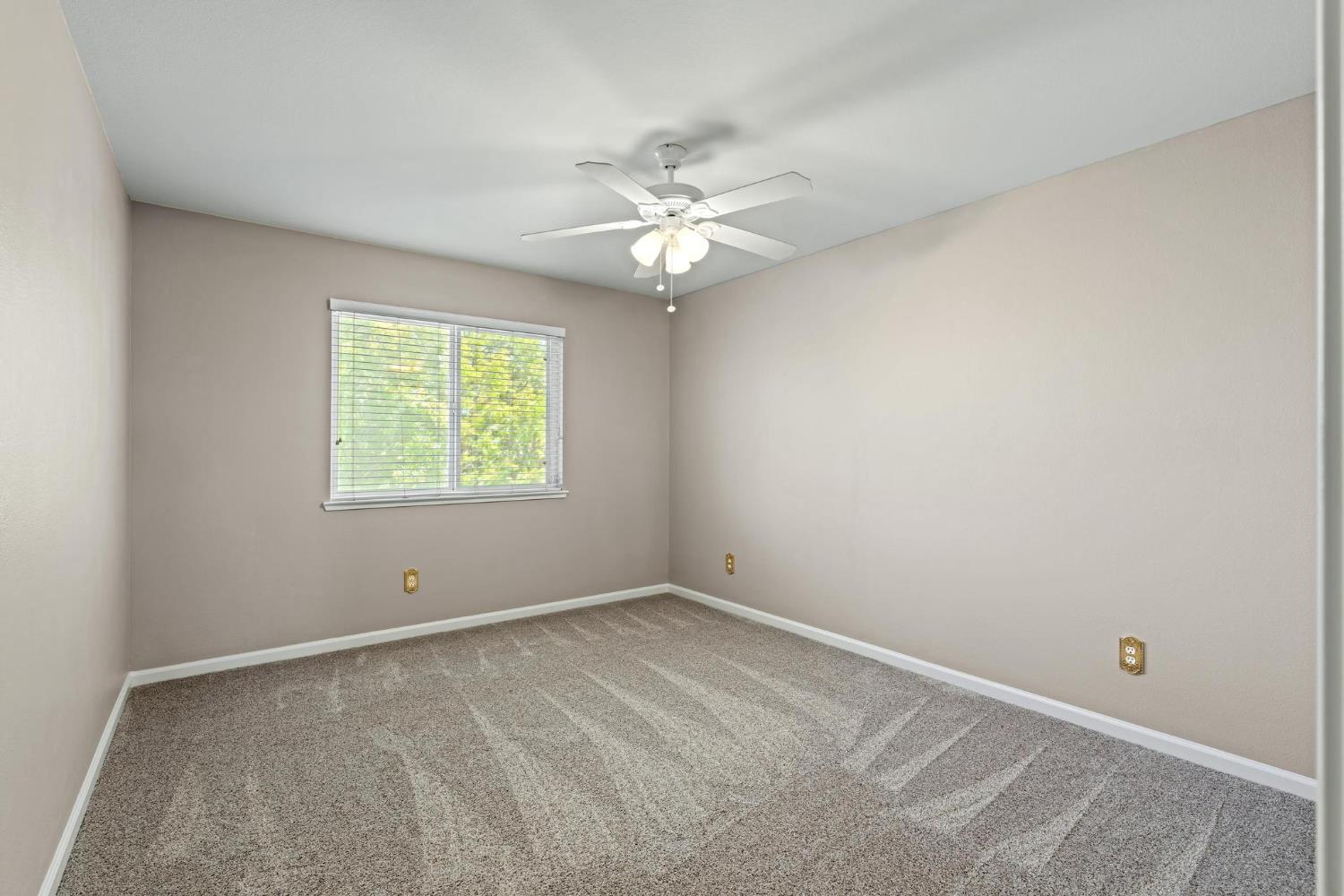 426 S Highland Ave, Ripon, CA 95366