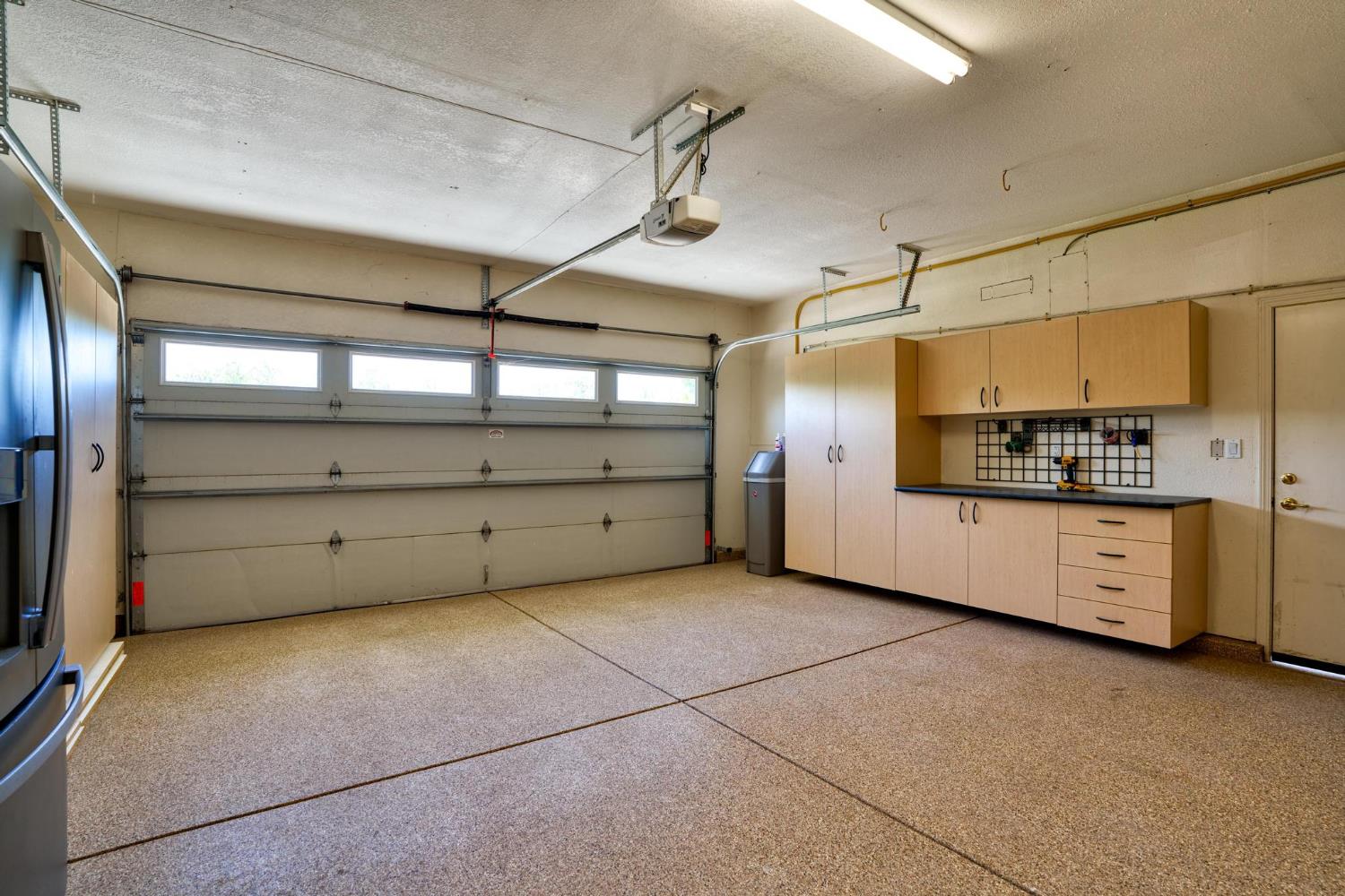 426 S Highland Ave, Ripon, CA 95366