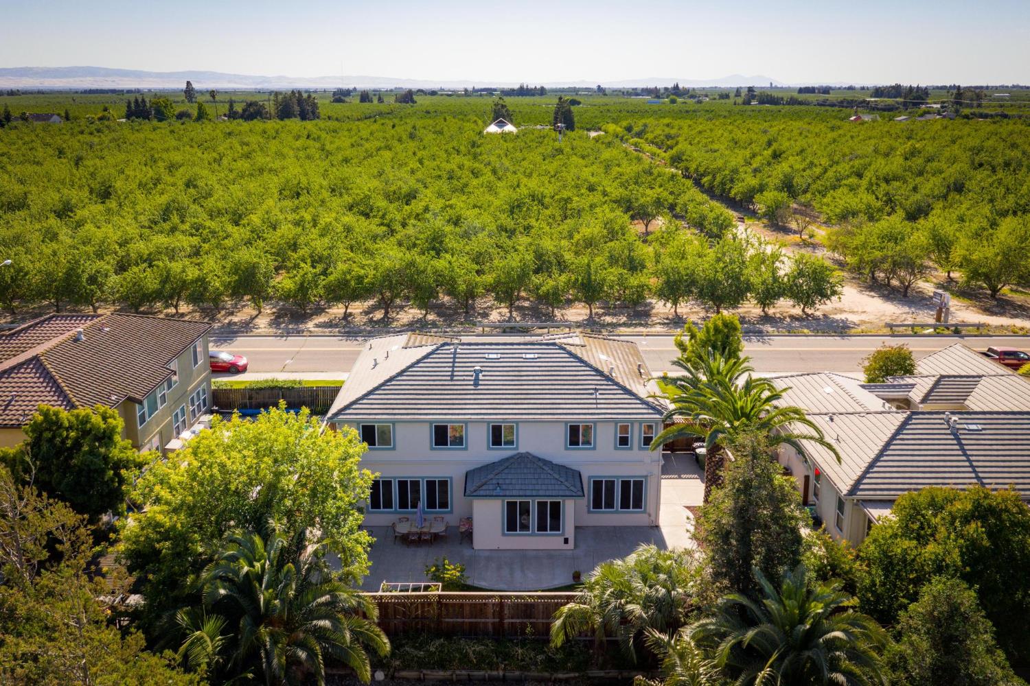 426 S Highland Ave, Ripon, CA 95366