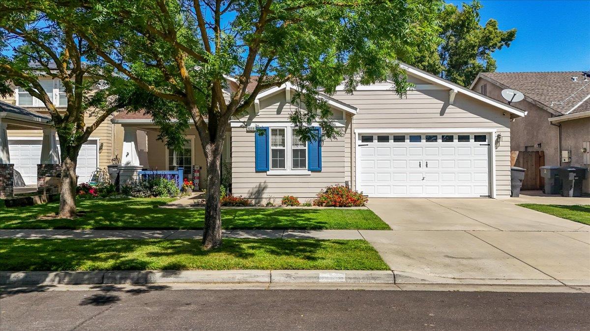 1356 Cindy Dr, Oakdale, CA 95361