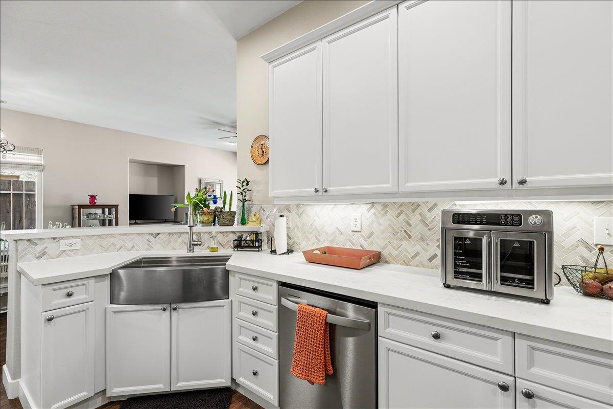 1356 Cindy Dr, Oakdale, CA 95361