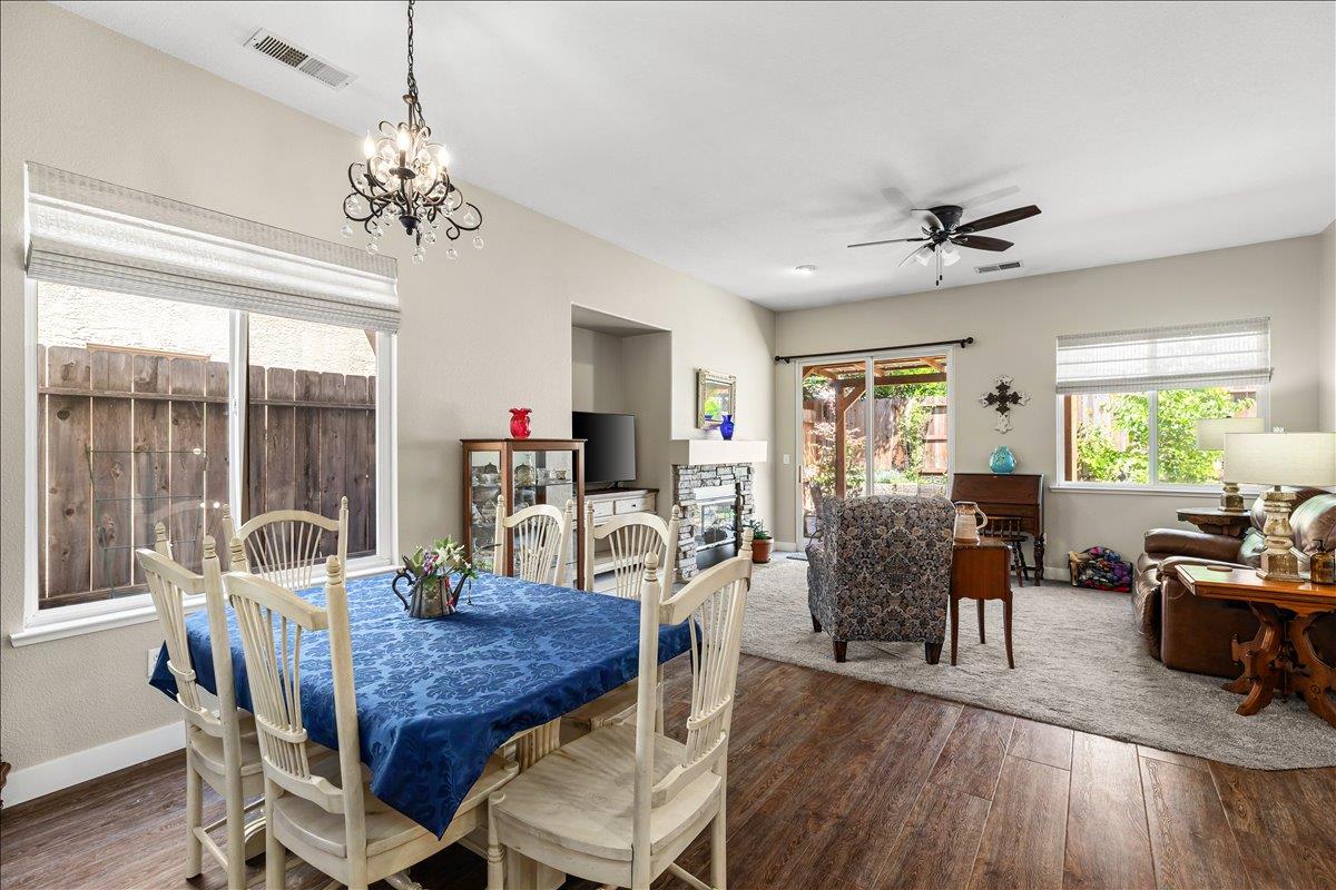 1356 Cindy Dr, Oakdale, CA 95361