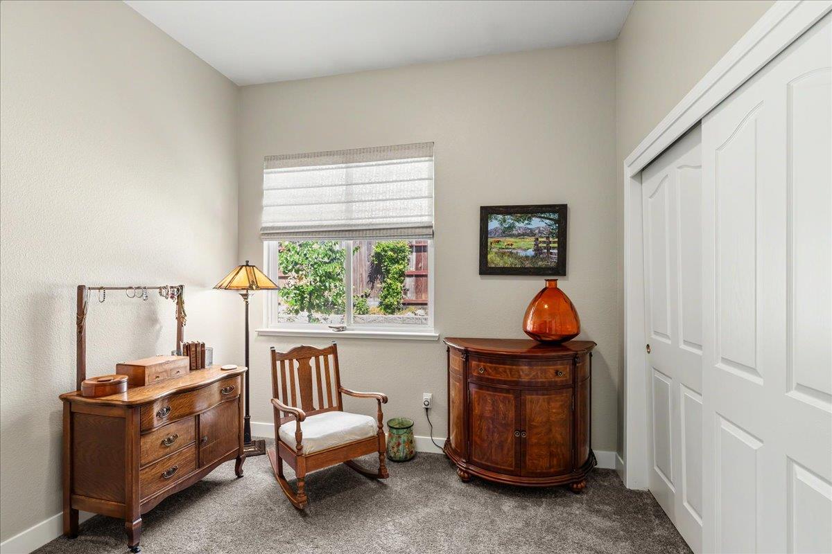 1356 Cindy Dr, Oakdale, CA 95361