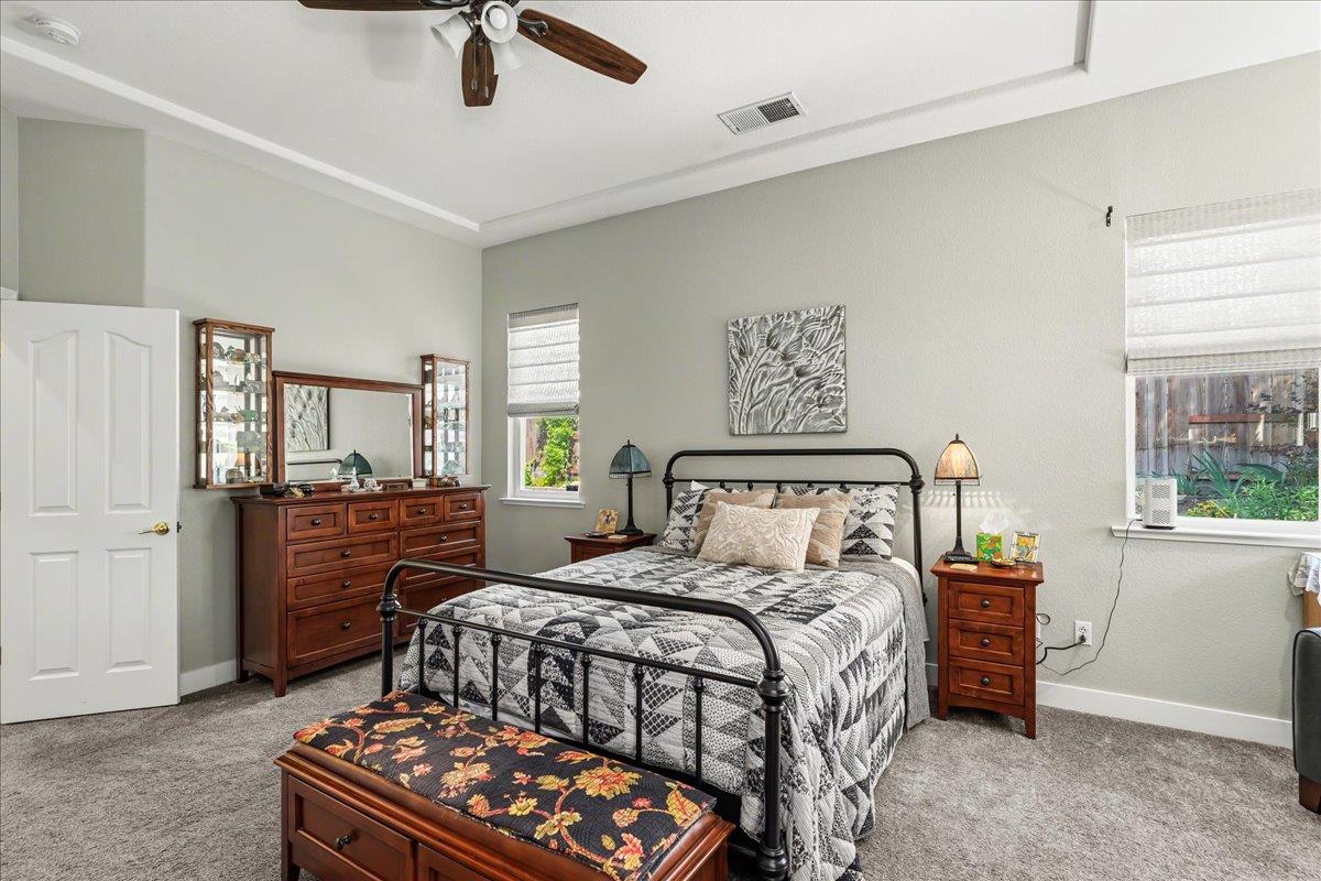 1356 Cindy Dr, Oakdale, CA 95361