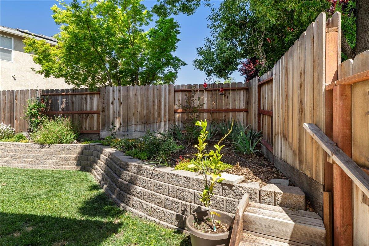 1356 Cindy Dr, Oakdale, CA 95361