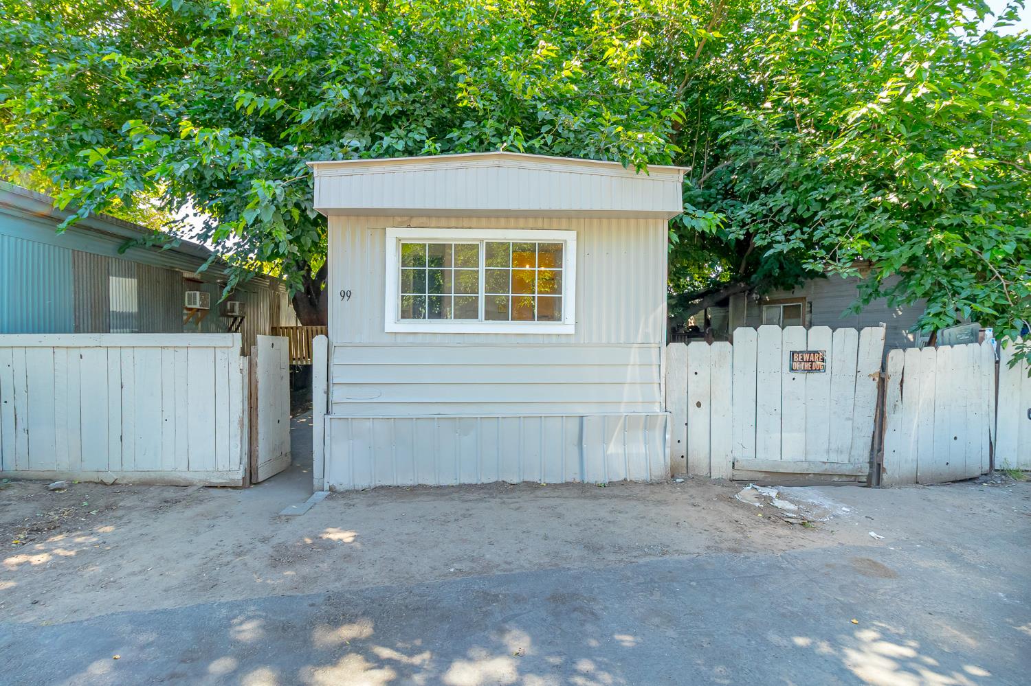 433 S 7th St #99, Modesto, CA 95351