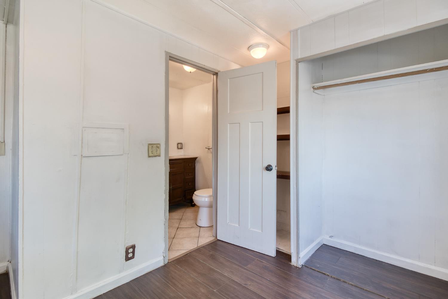 433 S 7th St #99, Modesto, CA 95351