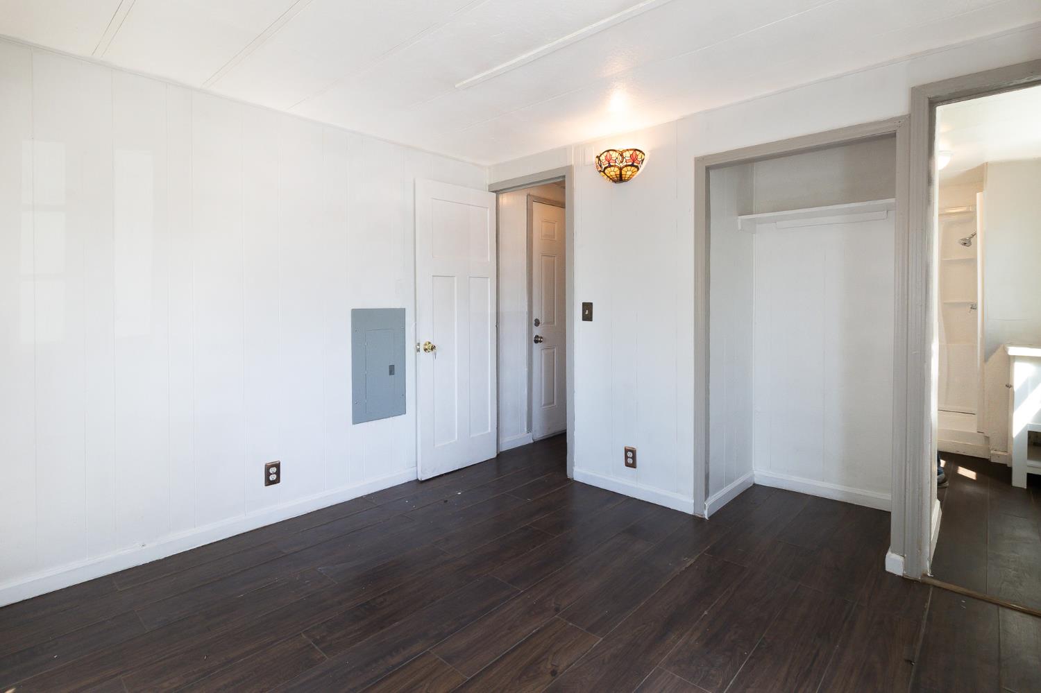 433 S 7th St #99, Modesto, CA 95351