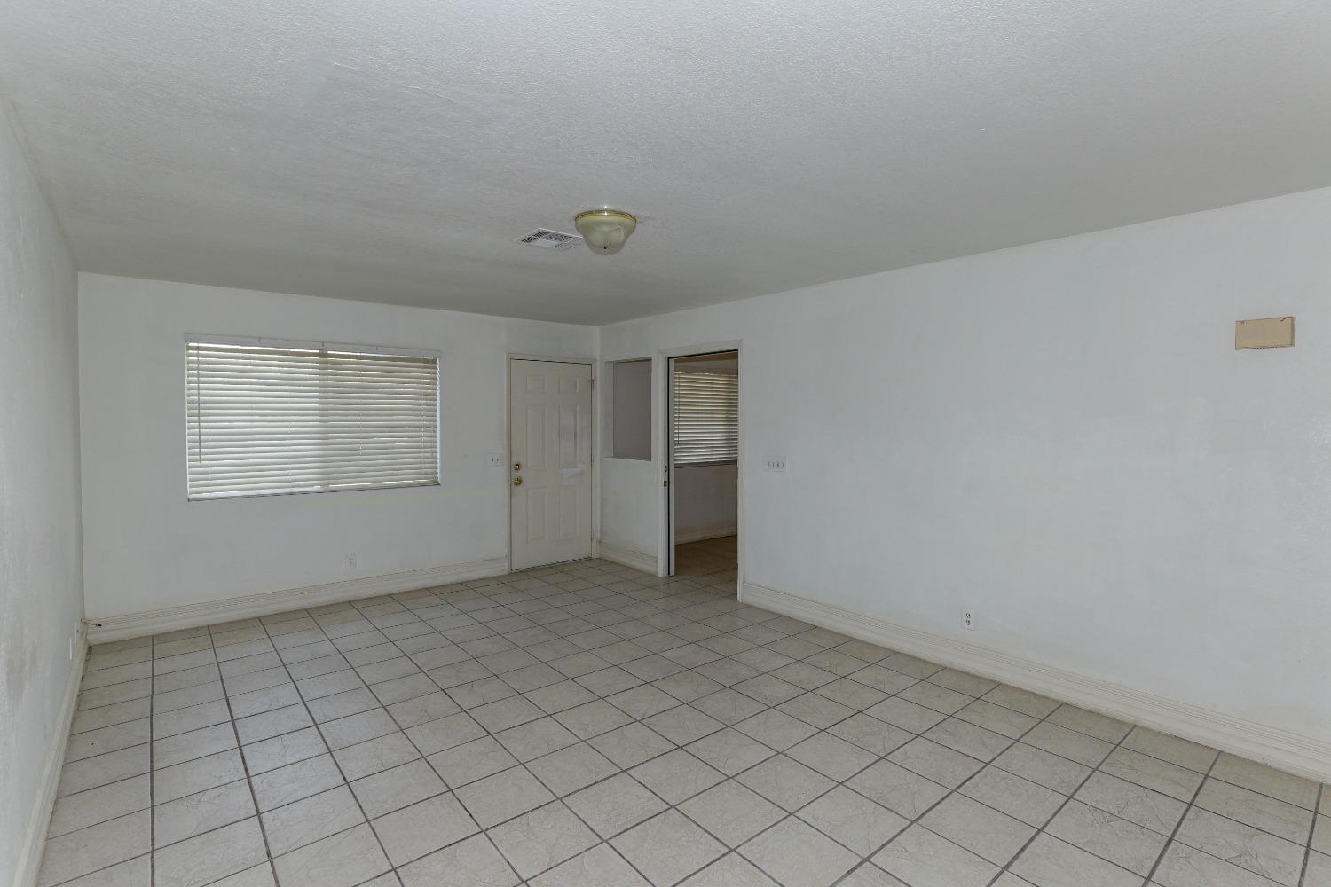 268 E 10TH, Merced, CA 95341