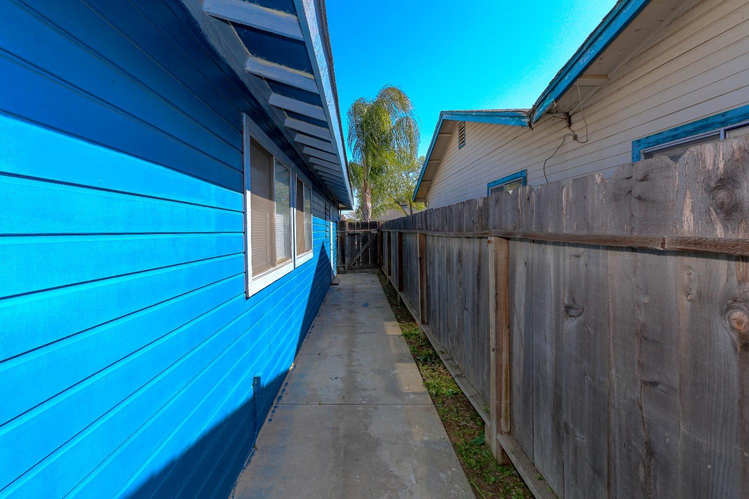268 E 10TH, Merced, CA 95341