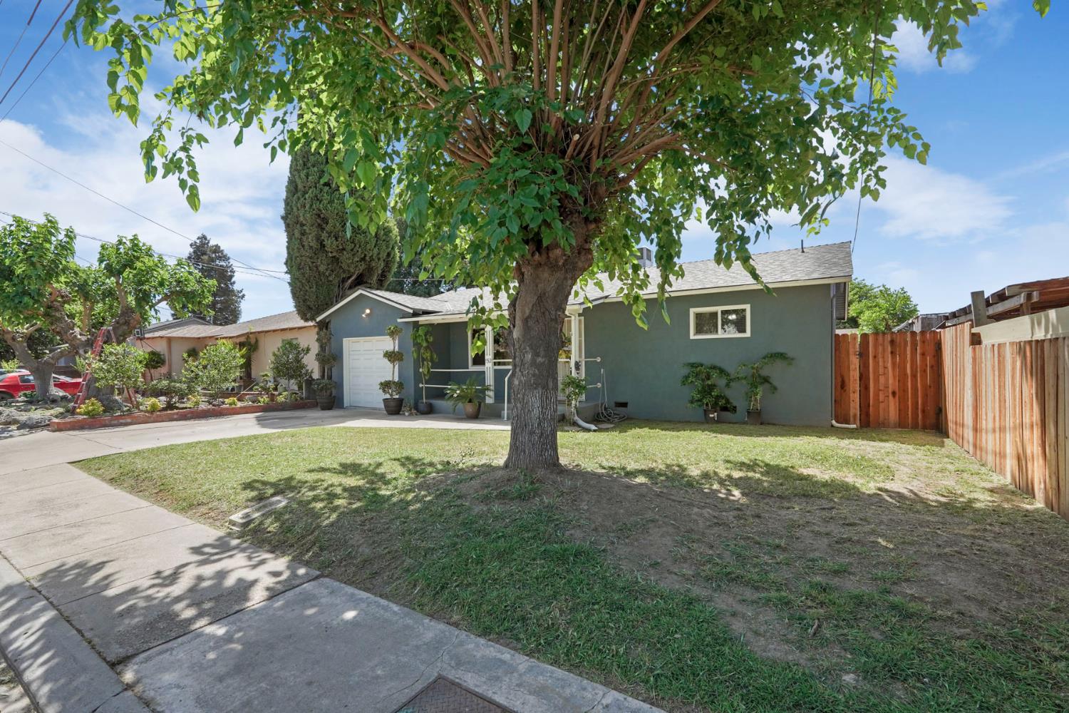 152 Drake Ave, Modesto, CA 95350