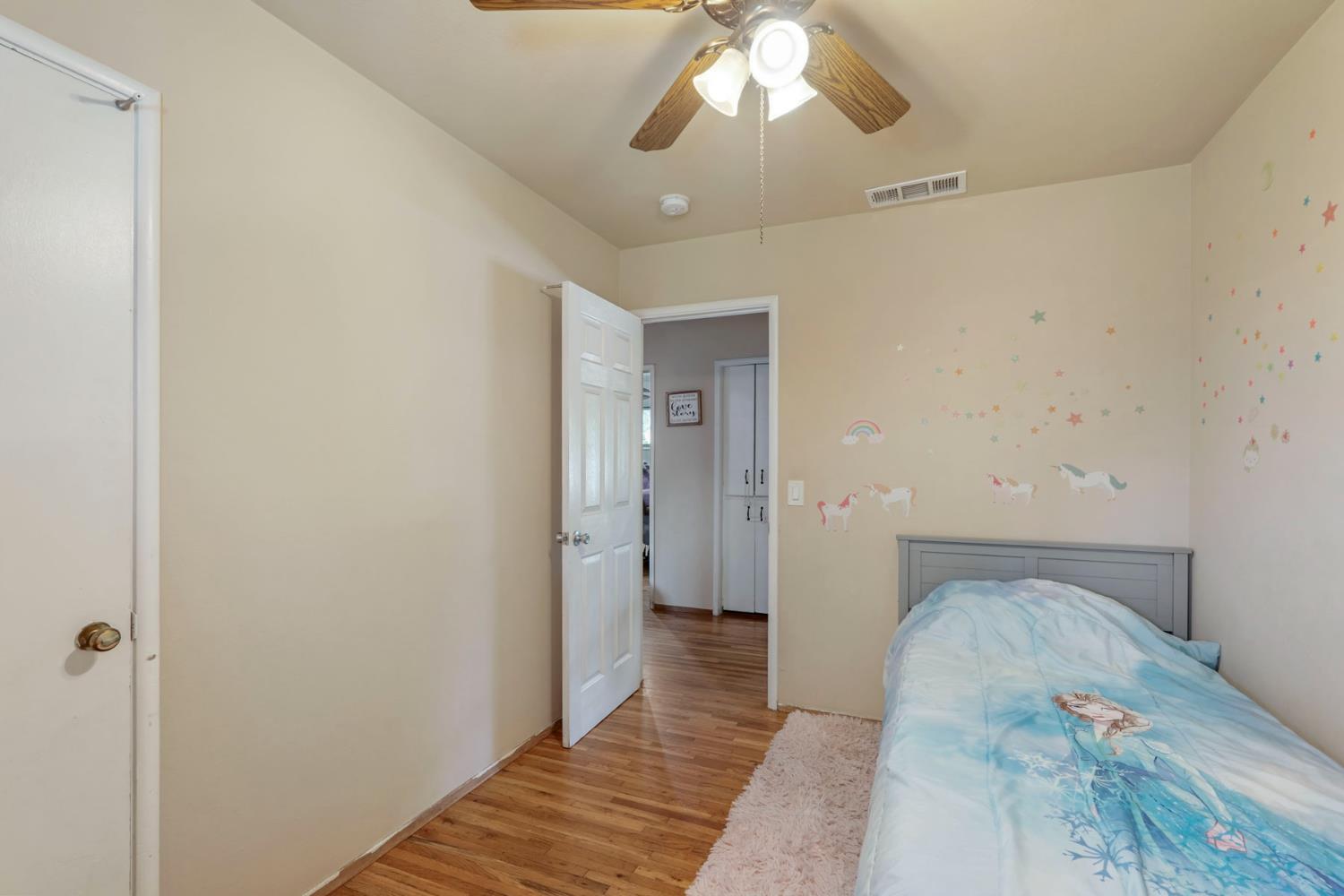 152 Drake Ave, Modesto, CA 95350