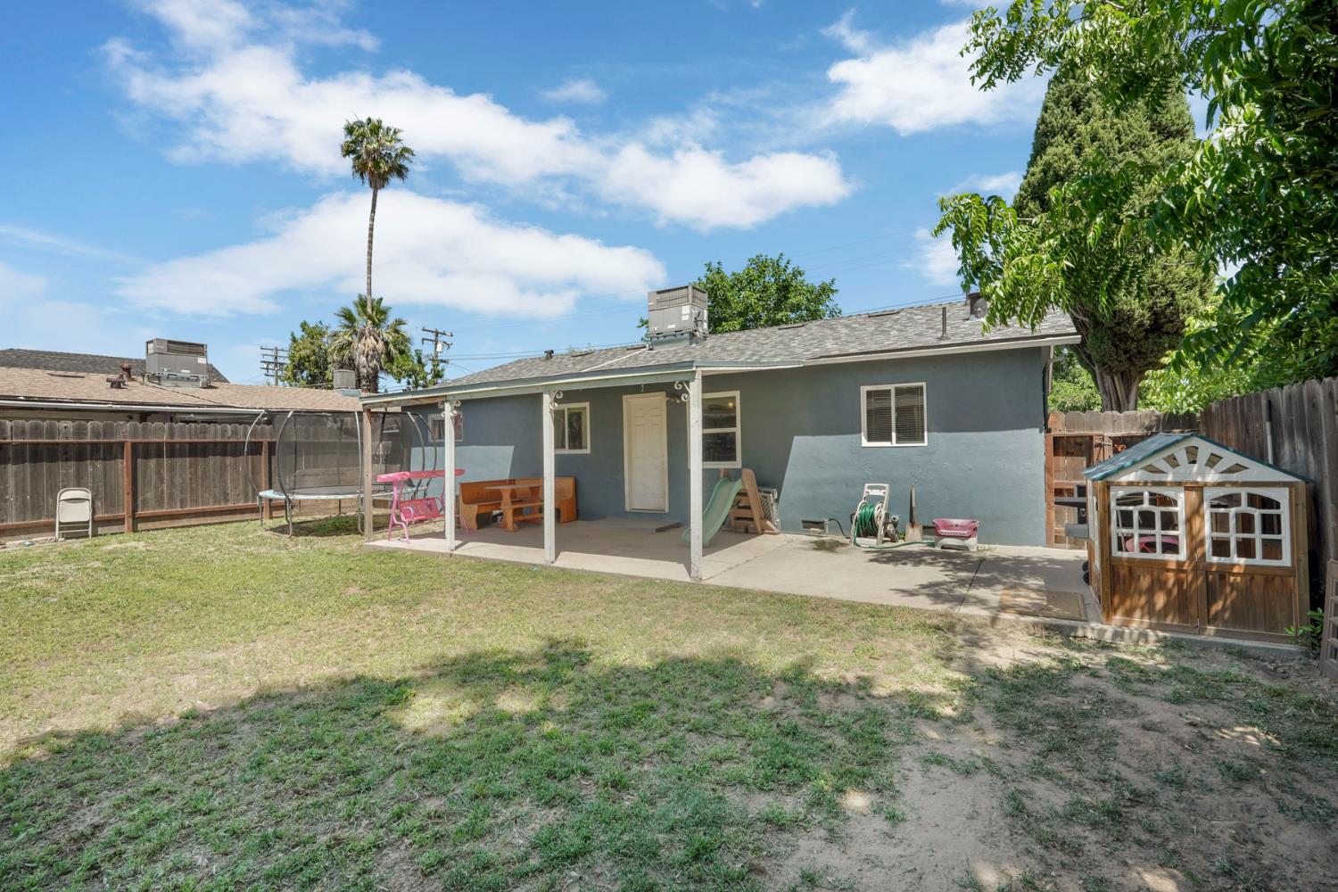 152 Drake Ave, Modesto, CA 95350