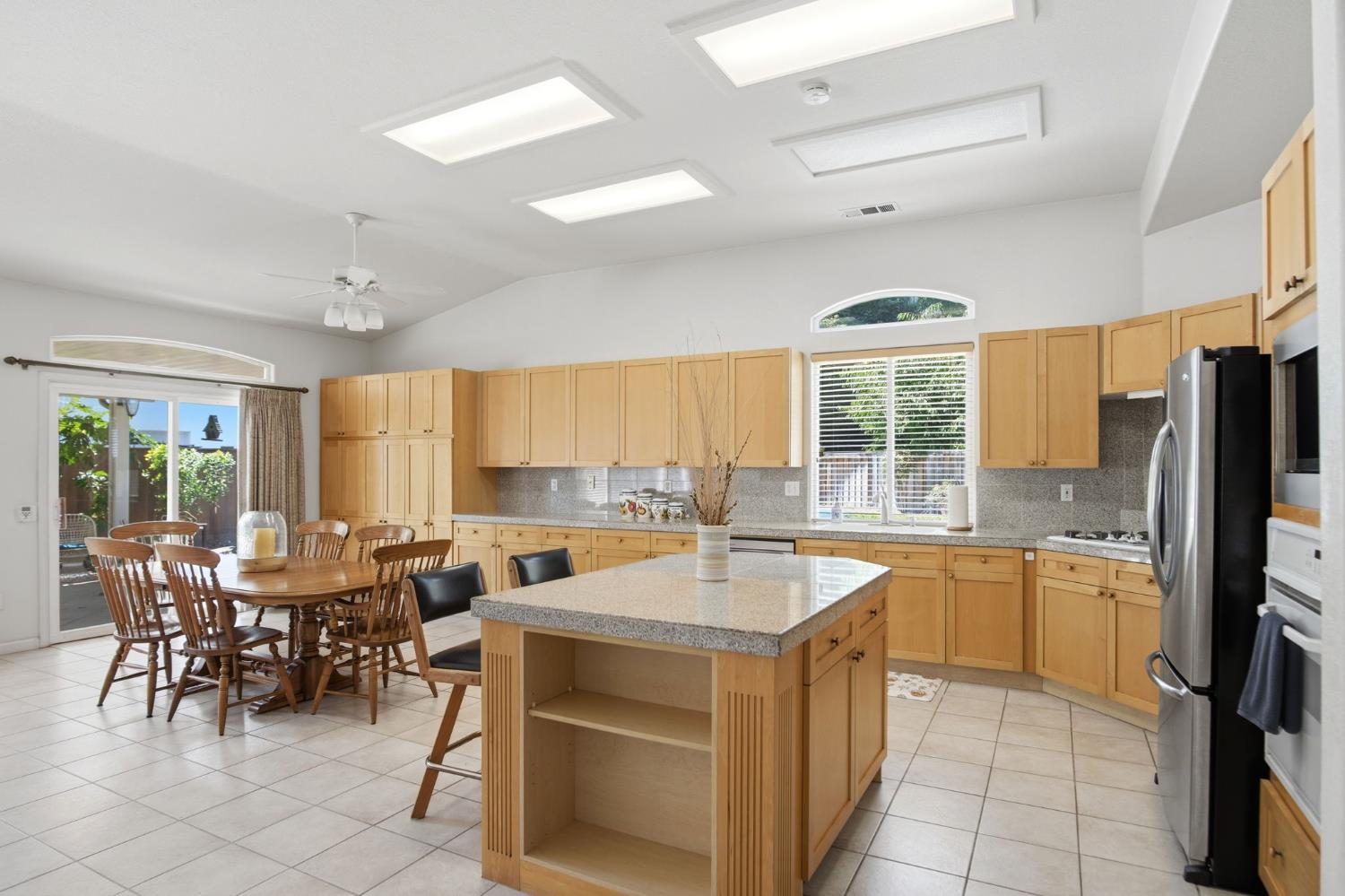 4201 Belvedere Ct, Modesto, CA 95357