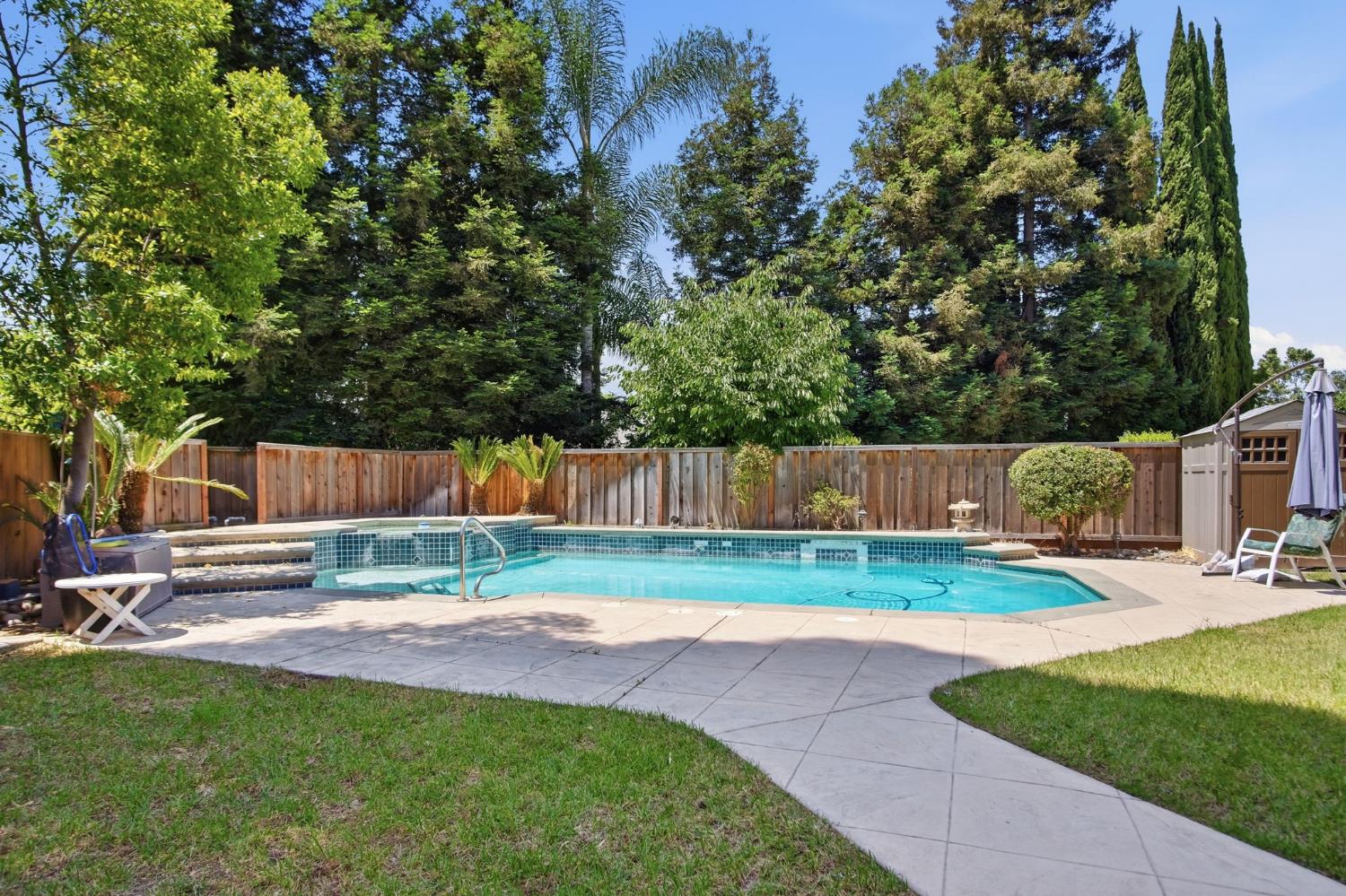 4201 Belvedere Ct, Modesto, CA 95357