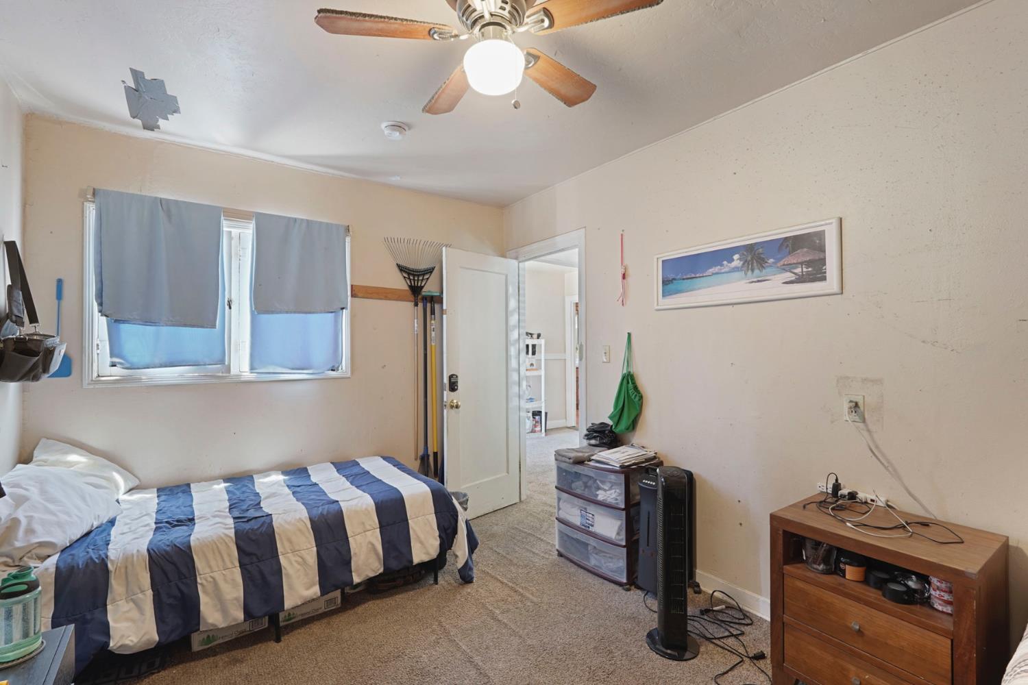 1006 6th St, Modesto, CA 95354
