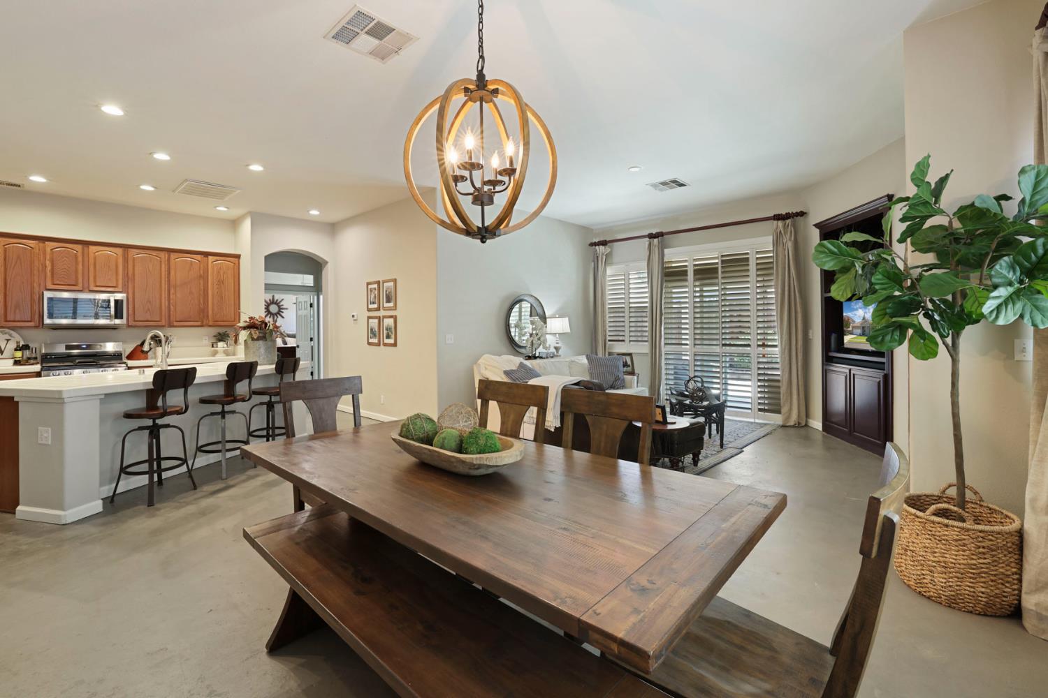 3616 Summerdale Ave, Turlock, CA 95382