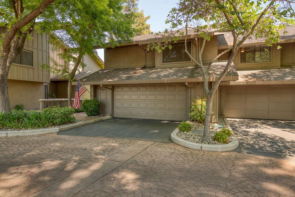 1921 Edgebrook Dr #A, Modesto, CA 95354