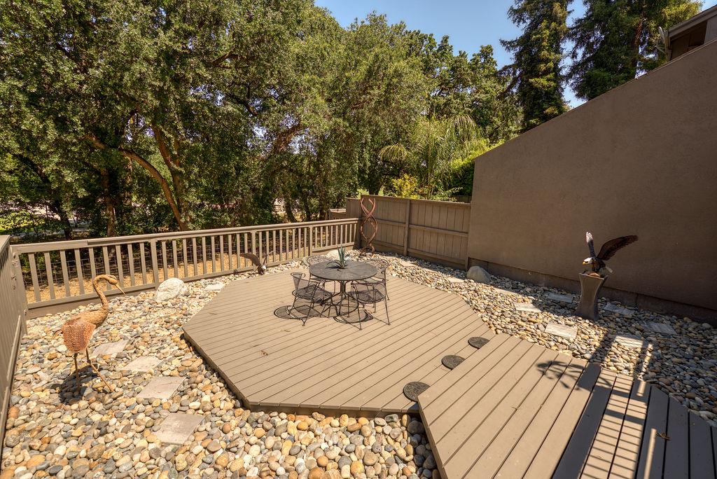 1921 Edgebrook Dr #A, Modesto, CA 95354