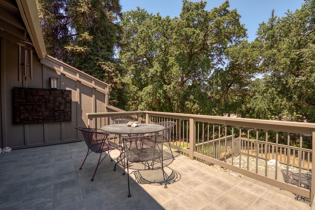 1921 Edgebrook Dr #A, Modesto, CA 95354