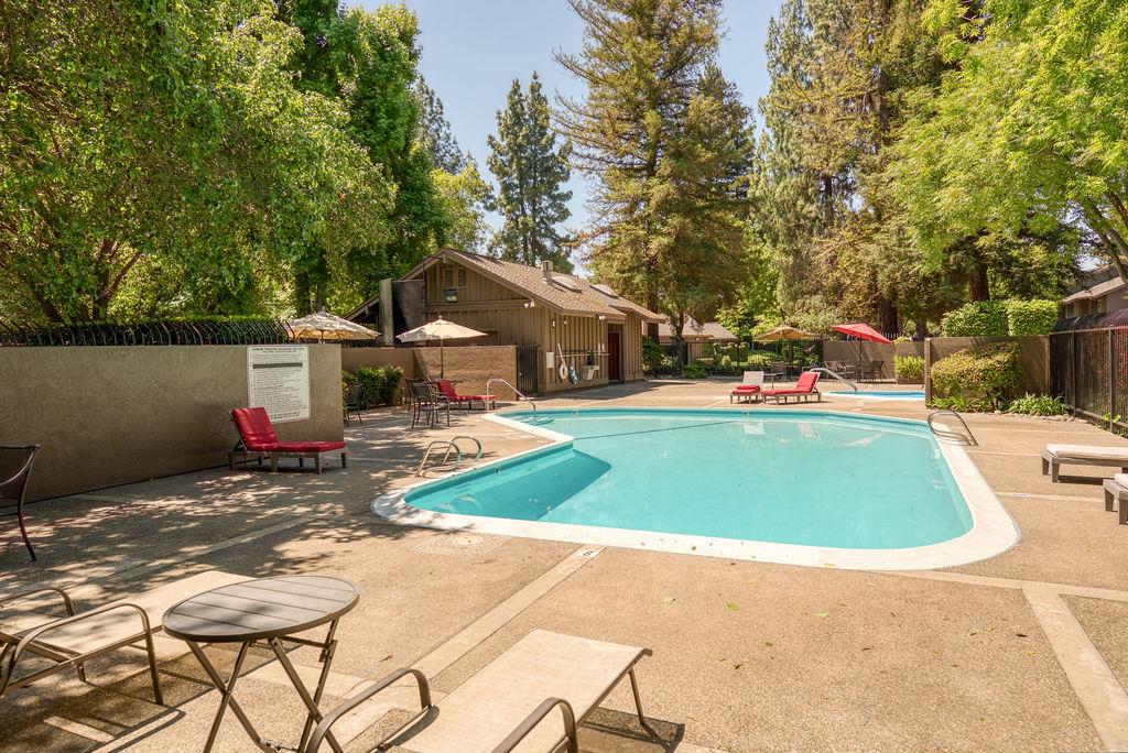 1921 Edgebrook Dr #A, Modesto, CA 95354
