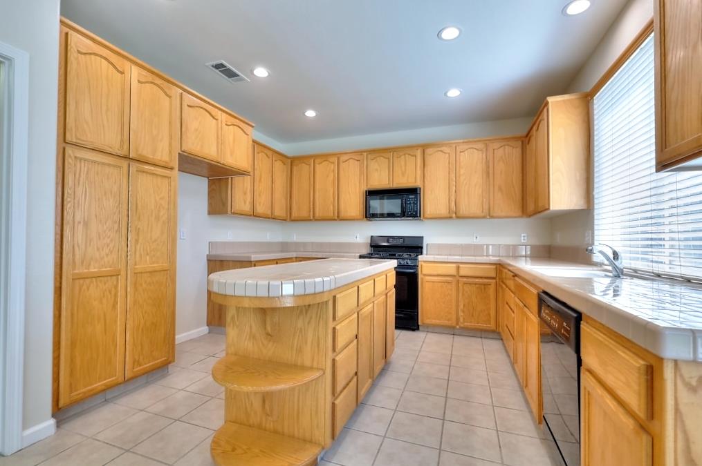 4109 Summerlin Ct, Modesto, CA 95356