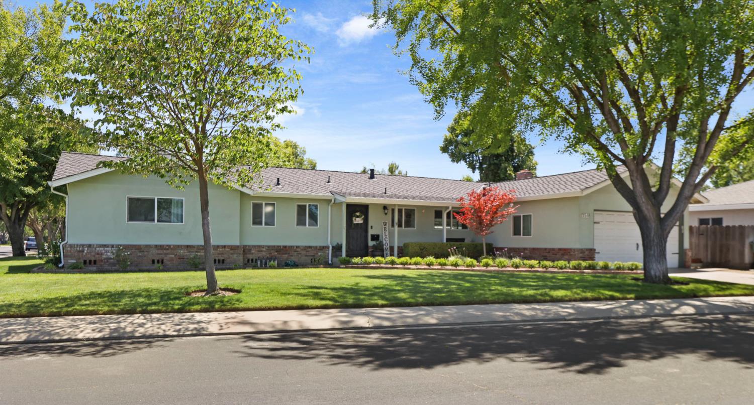 1518 Carverwood Dr, Modesto, CA 95350