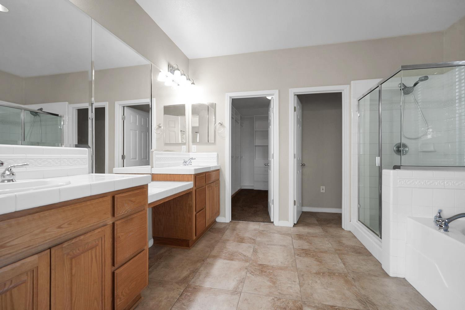 15015 Torrey Pines Cir, Chowchilla, CA 93610