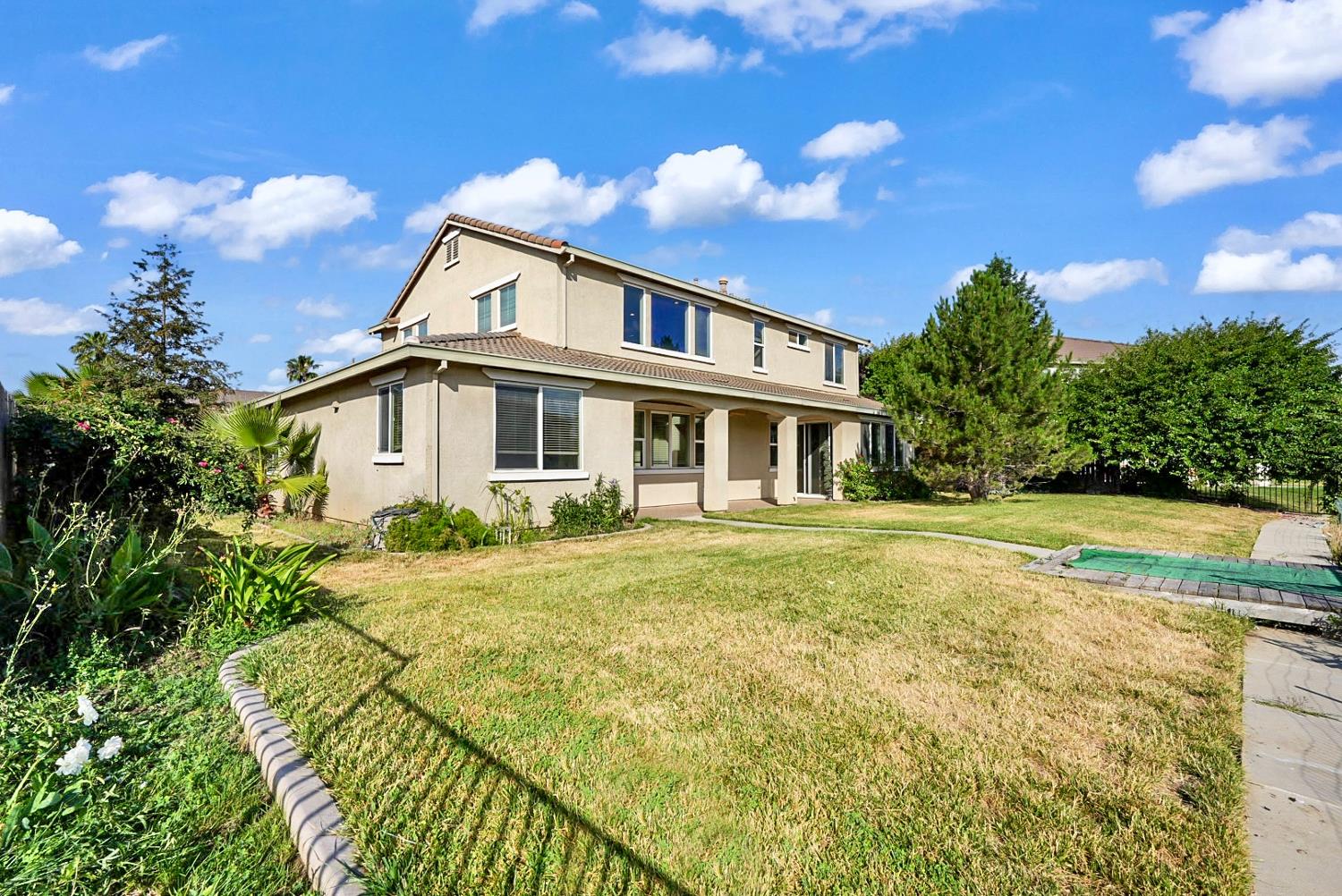 15015 Torrey Pines Cir, Chowchilla, CA 93610