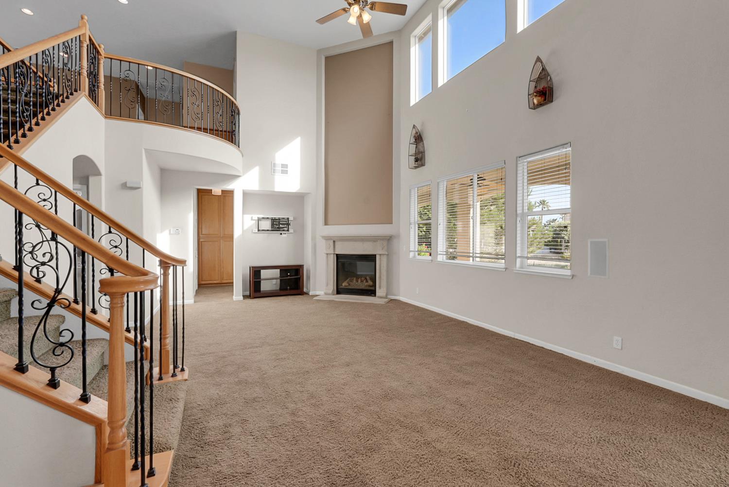 15015 Torrey Pines Cir, Chowchilla, CA 93610