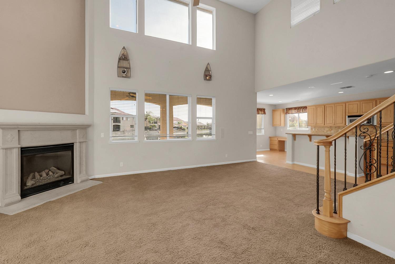 15015 Torrey Pines Cir, Chowchilla, CA 93610