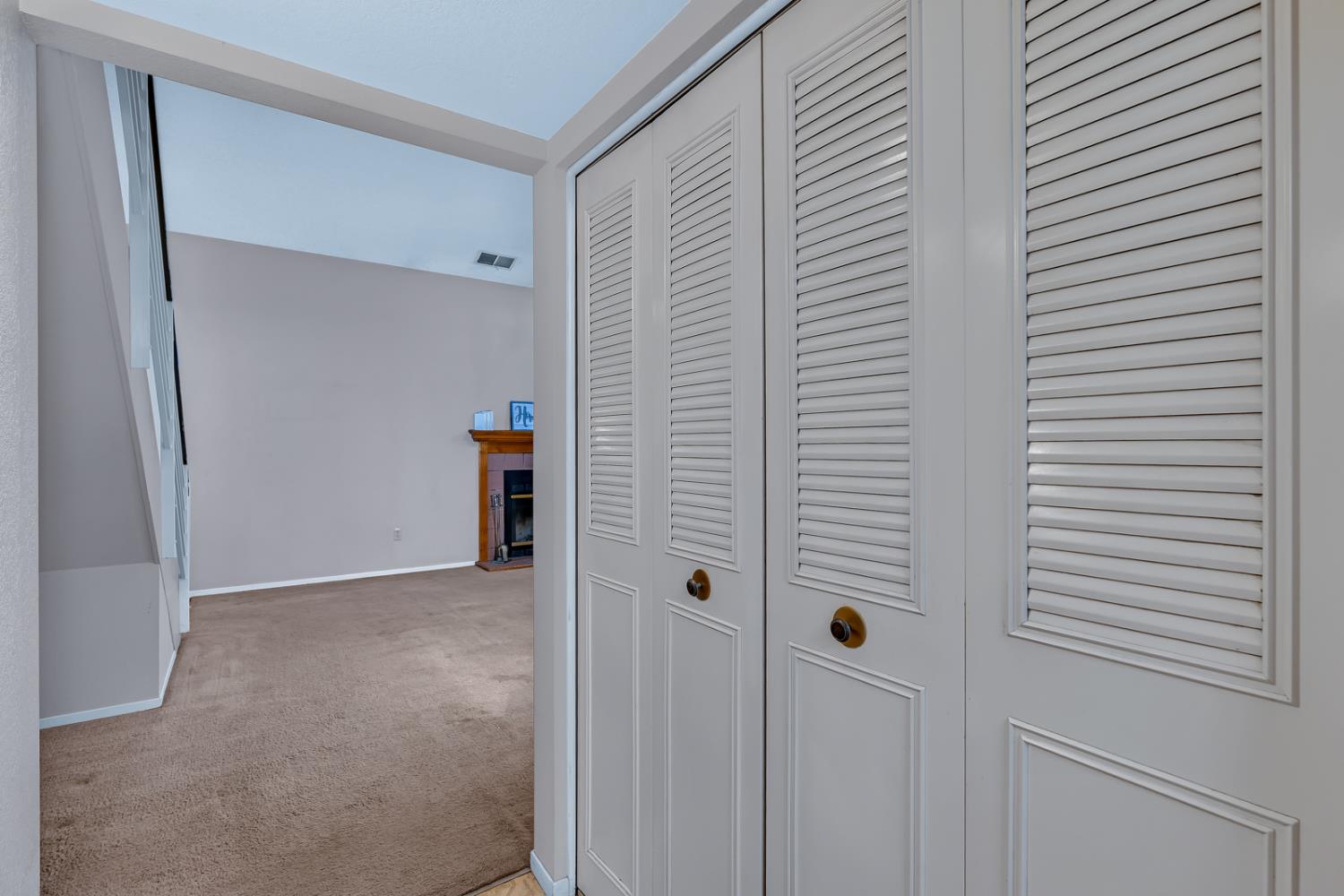 1241 Warkentin St, Kingsburg, CA 93631