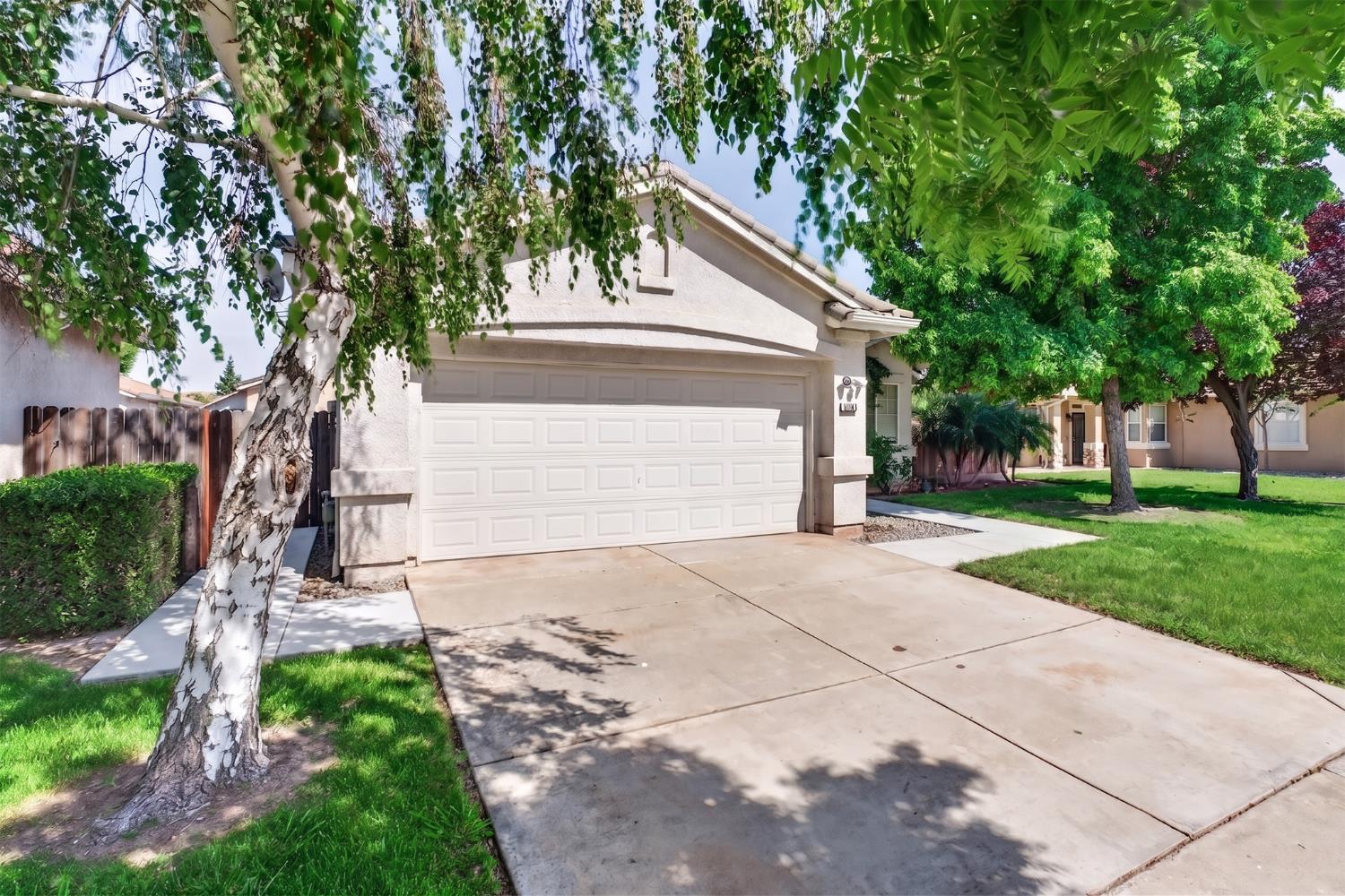 3298 Summer Creek Dr, Turlock, CA 95382