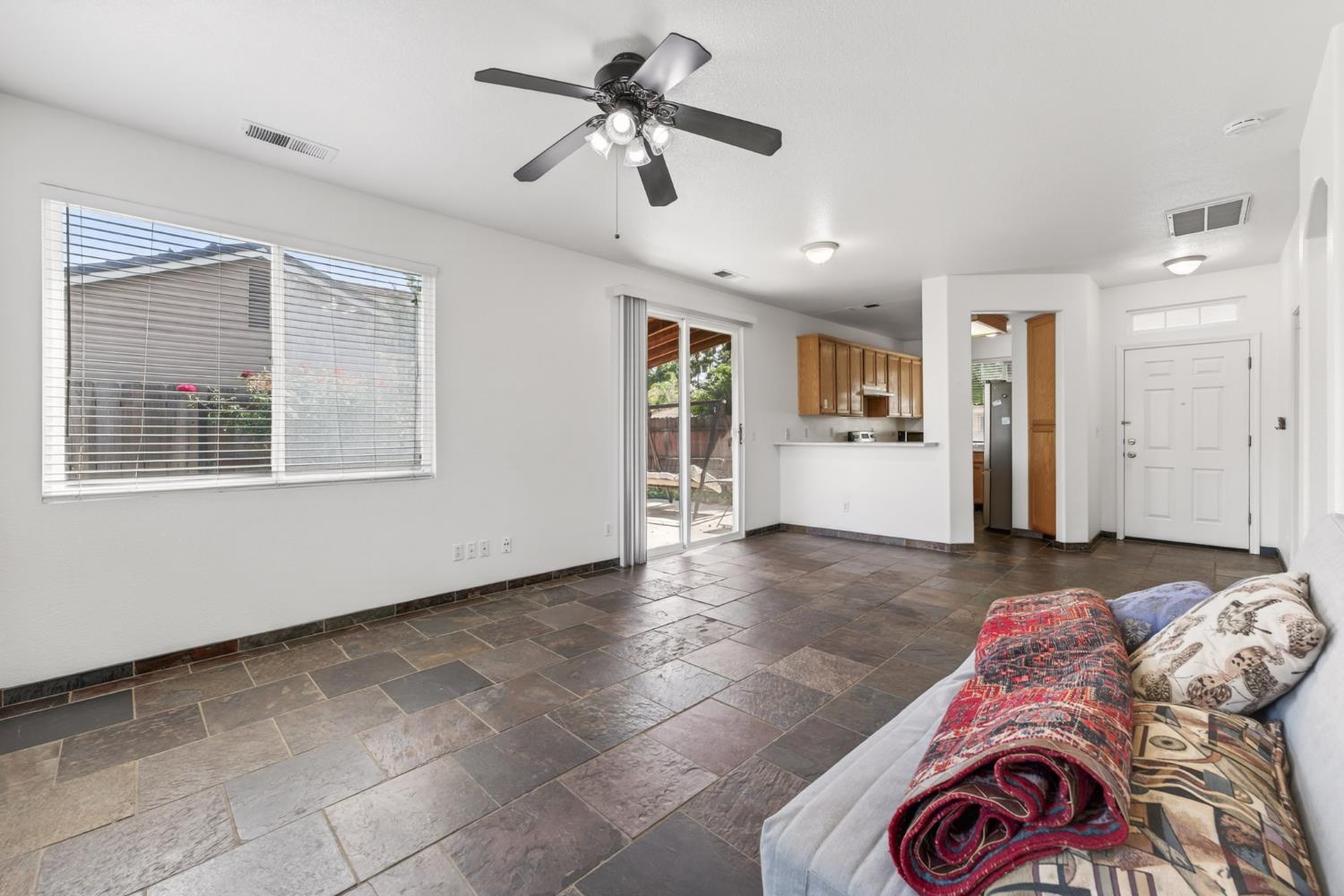 3298 Summer Creek Dr, Turlock, CA 95382