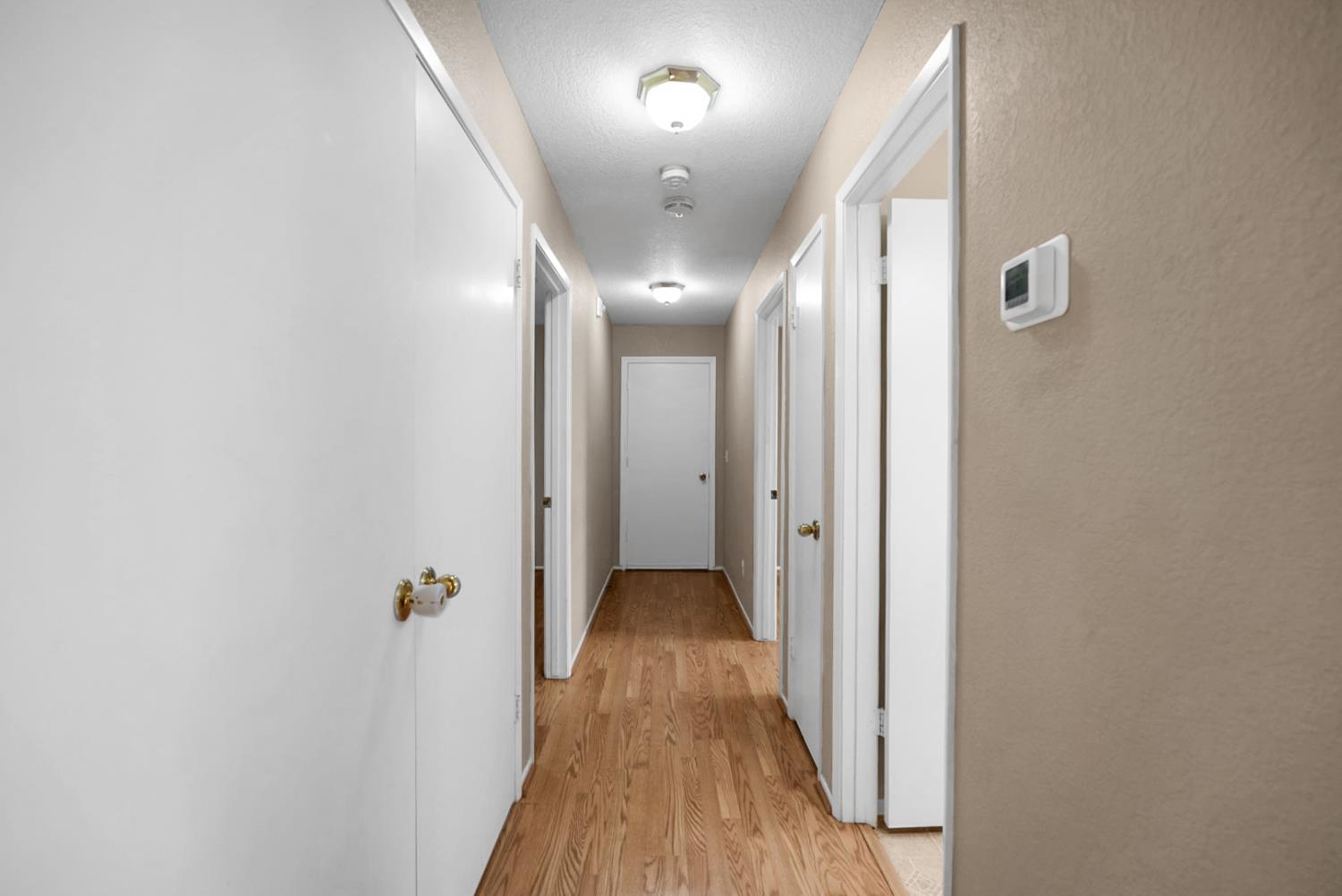 1116 Cedar Creek Dr #4, Modesto, CA 95355