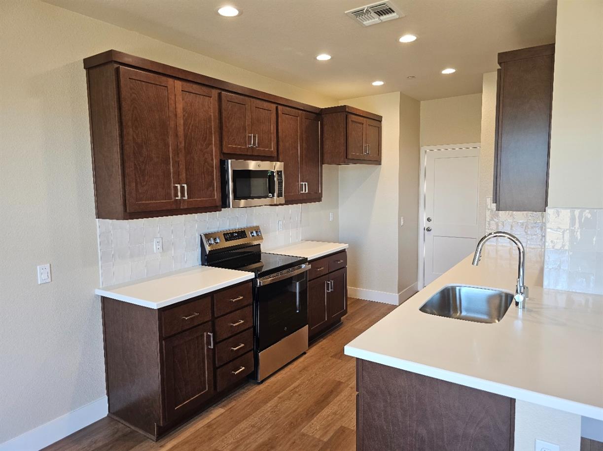 2812 Hightail Road, Oakdale, CA 95361
