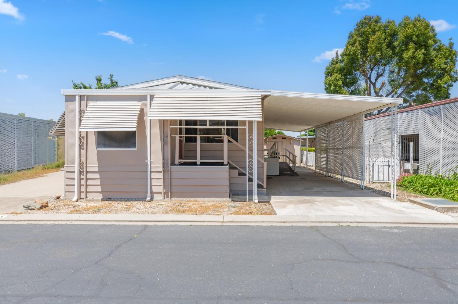 1200 S Carpenter Rd #105, Modesto, CA 95351