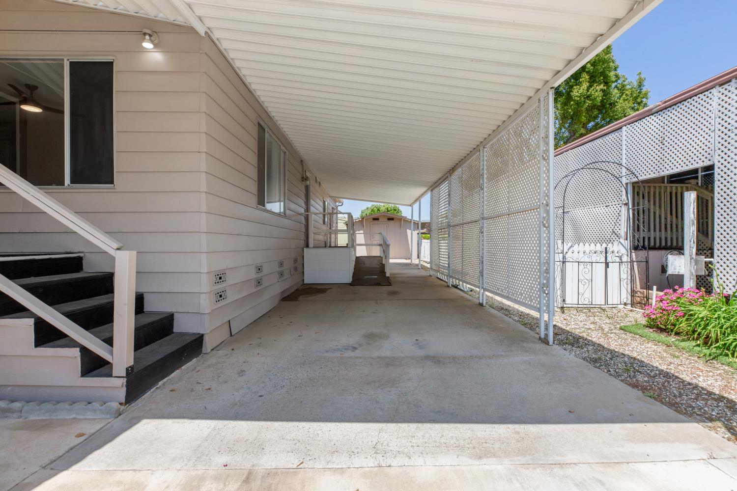 1200 S Carpenter Rd #105, Modesto, CA 95351