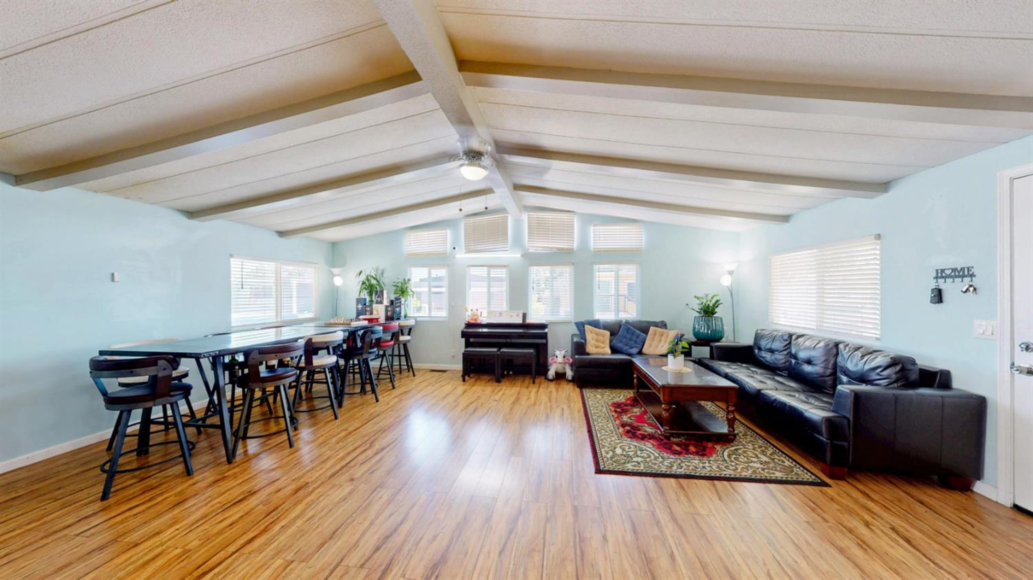 8200 Jantzen Rd #8, Modesto, CA 95357