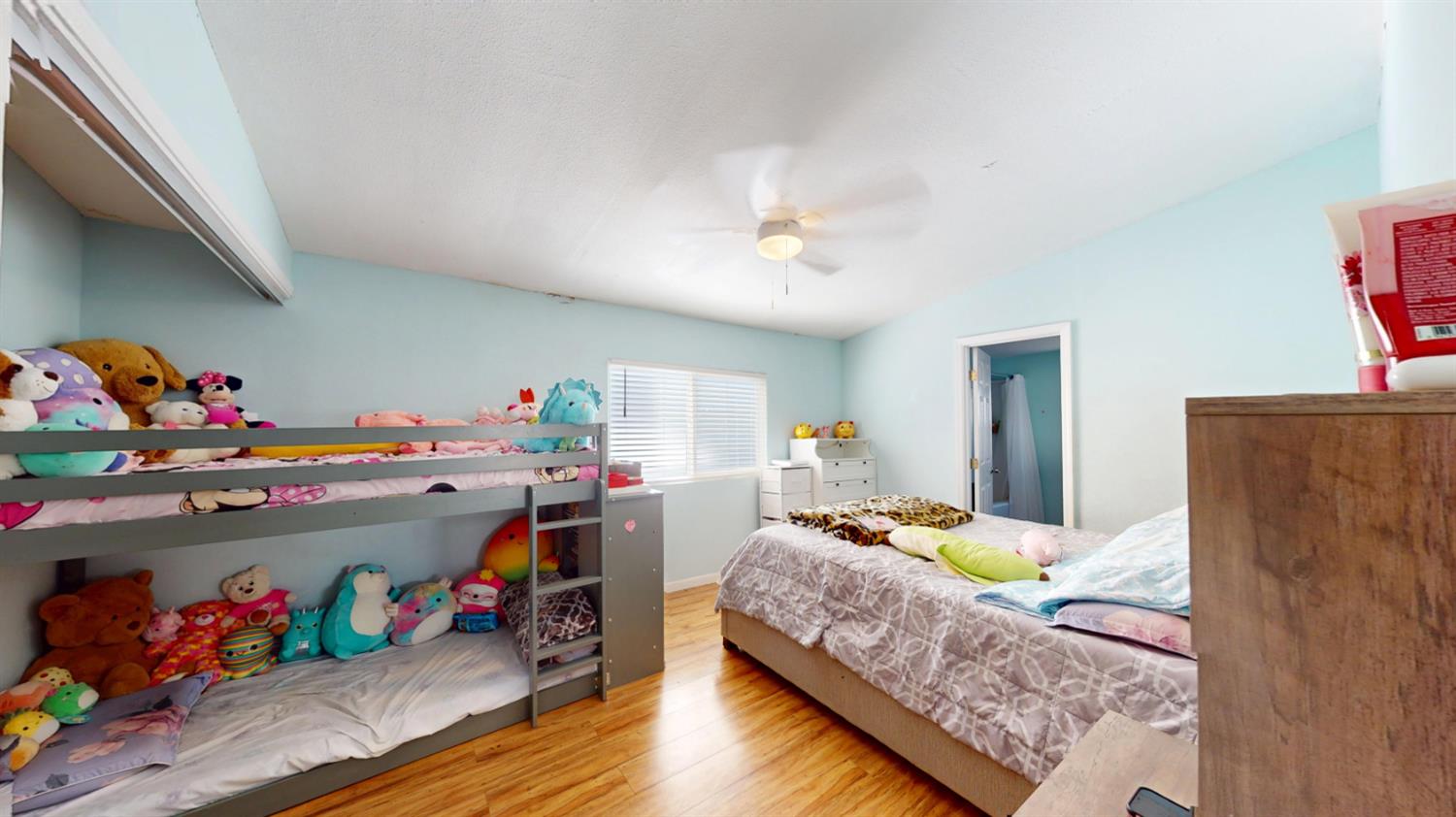 8200 Jantzen Rd #8, Modesto, CA 95357