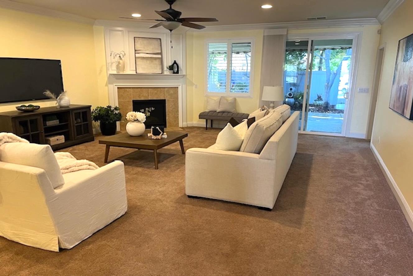 2473 Dutchwood Ln, Manteca, CA 95336