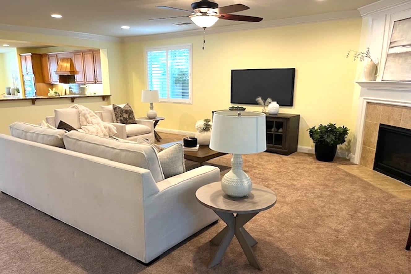 2473 Dutchwood Ln, Manteca, CA 95336