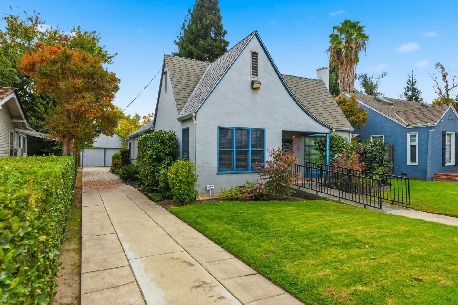 1246 E Canal Dr, Turlock, CA 95380
