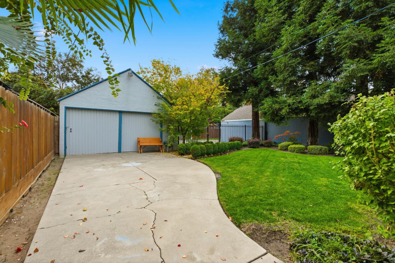 1246 E Canal Dr, Turlock, CA 95380