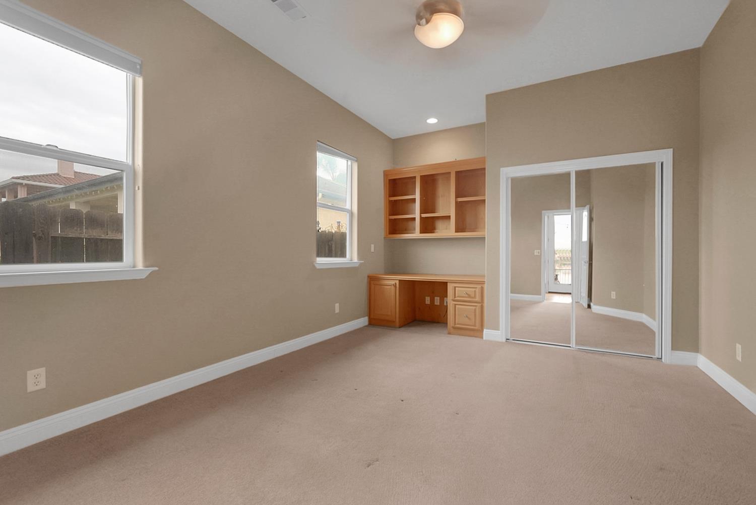 3010 Golf Dr, Chowchilla, CA 93610