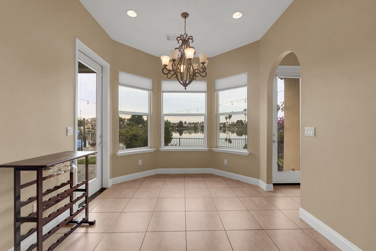 3010 Golf Dr, Chowchilla, CA 93610