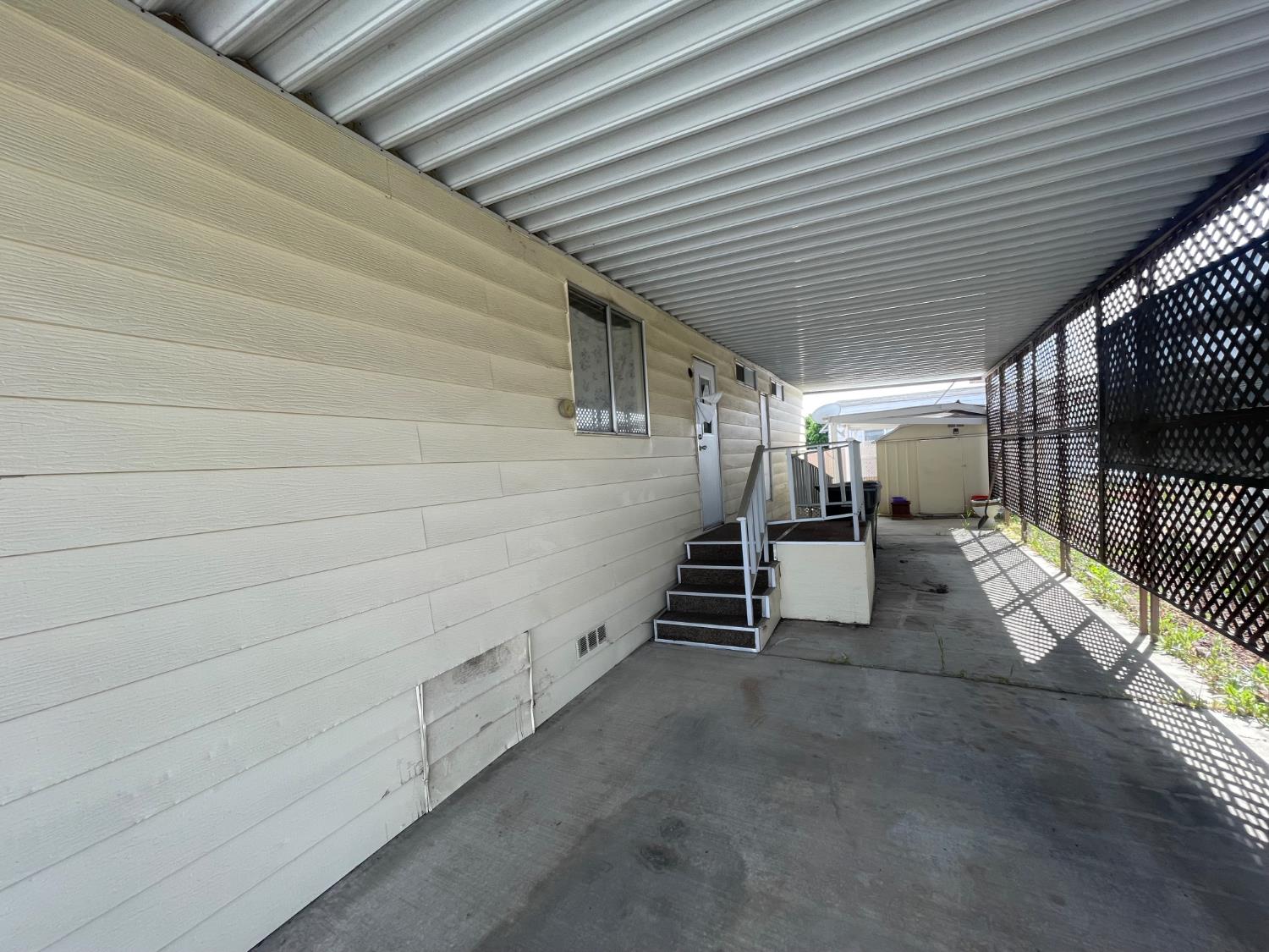 1400 N Tully Rd #180, Turlock, CA 95380