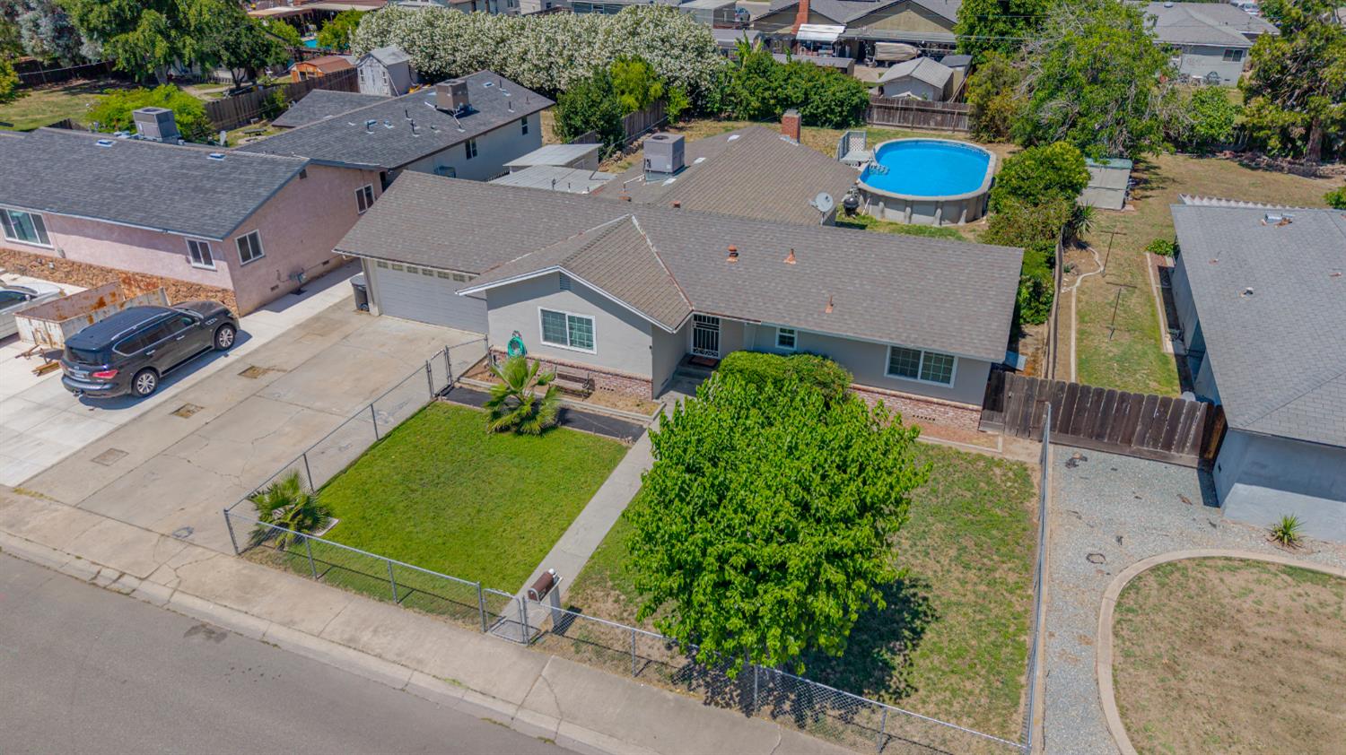 1512 Coolidge Ave, Chowchilla, CA 93610
