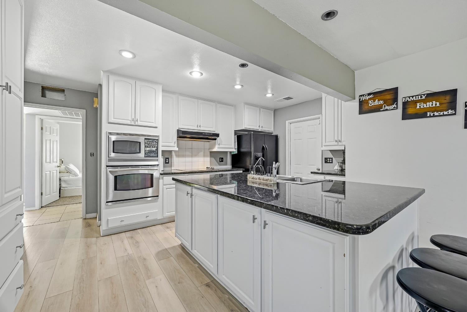 1512 Coolidge Ave, Chowchilla, CA 93610